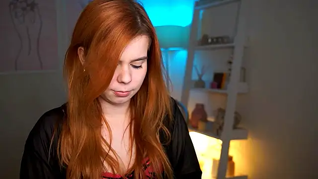 Red Hotline online show from 10/26/25, 07:42