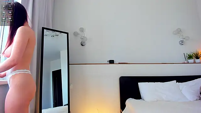 Snapshot of charlottacardi chatting on 09/30/25, 05:45 charlottacardi online show from 09/30/25, 05:45