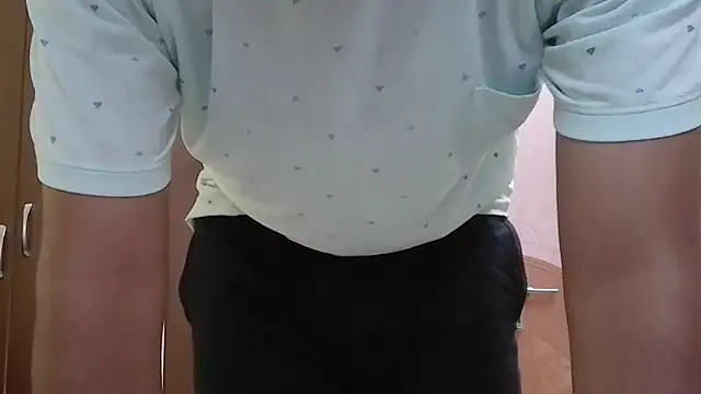 riyamore9623 online show from 11/02/25, 05:54