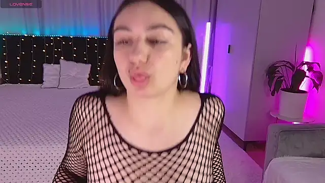 Lola Sparks online show from 09/20/25, 06:25