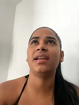 zoe evans5 online show from 10/18/25, 01:12