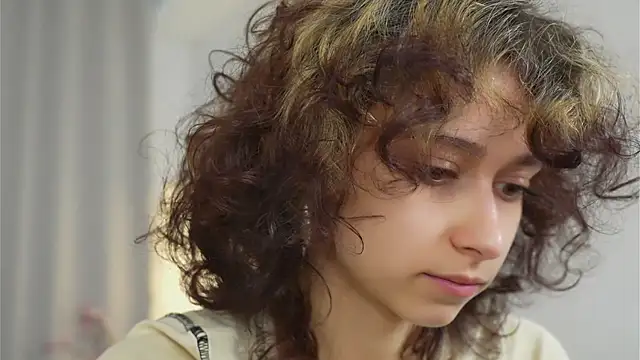 MimiLicks online show from 10/13/25, 07:30