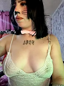 Snapshot of Kitty_Melodi chatting on 10/22/25, 10:04 Kitty Melodi online show from 10/22/25, 10:04