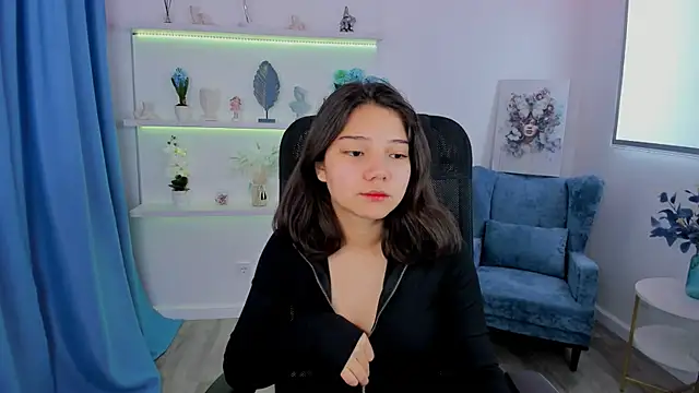 ElliVensda online show from 09/28/25, 11:48