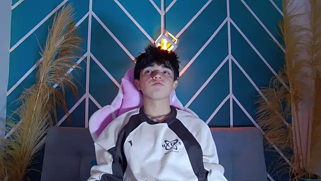 LucaDelart online show from 10/09/25, 12:25