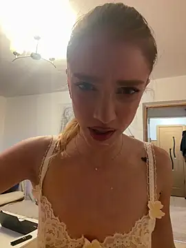 TeaseRosie online show from 06/12/26, 05:34