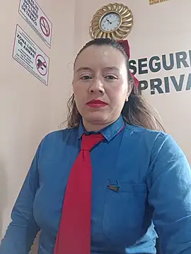Hannah-colx online show from 05/17/26, 03:52