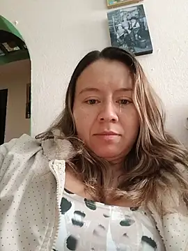 Hannah-colx online show from 07/18/26, 07:39