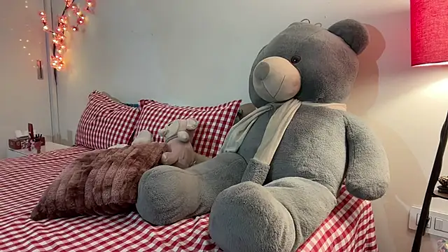 fairy hot  online show from 05/27/26, 06:05