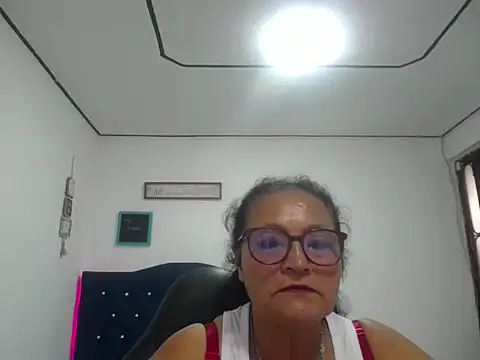  Cristal online show from 09/15/25, 05:13