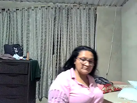  Cristal online show from 10/29/25, 03:09