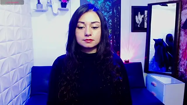 Snapshot of Eva_Roussell chatting on 10/18/25, 02:40 Eva Roussell online show from 10/18/25, 02:40