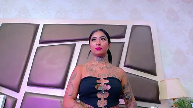 EmilieLake online show from 06/11/26, 12:32
