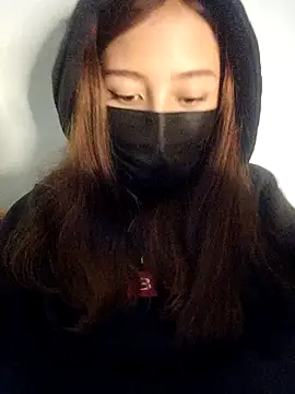 Snapshot of GiselleFever chatting on 09/20/25, 12:11 GiselleFever online show from 09/20/25, 12:11