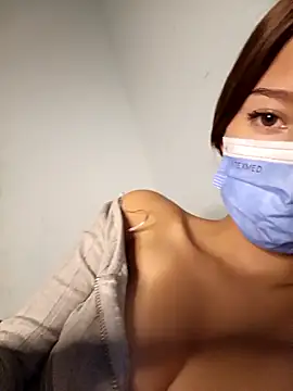 Snapshot of GiselleFever chatting on 10/03/25, 11:46 GiselleFever online show from 10/03/25, 11:46