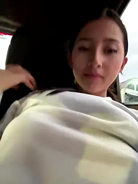 Snapshot of GiselleFever chatting on 11/26/25, 11:17 GiselleFever online show from 11/26/25, 11:17