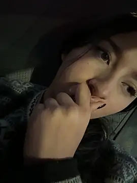 Snapshot of GiselleFever chatting on 11/28/25, 11:18 GiselleFever online show from 11/28/25, 11:18