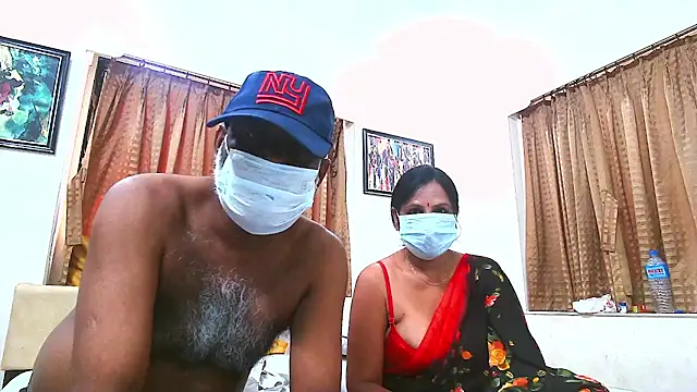 Rashikamalhotra online show from 10/17/25, 05:43