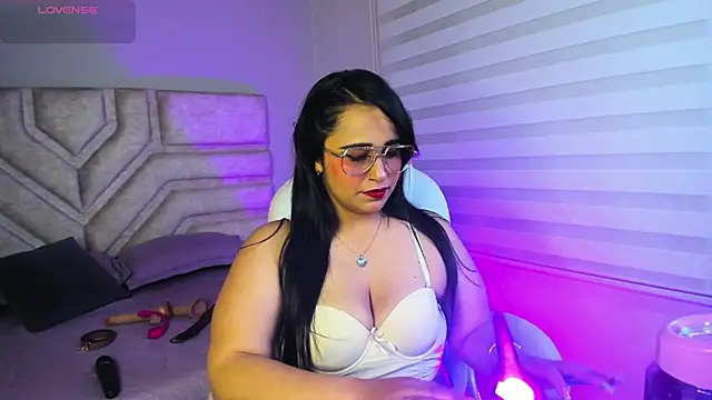  adahara queen online show from 09/18/25, 04:14