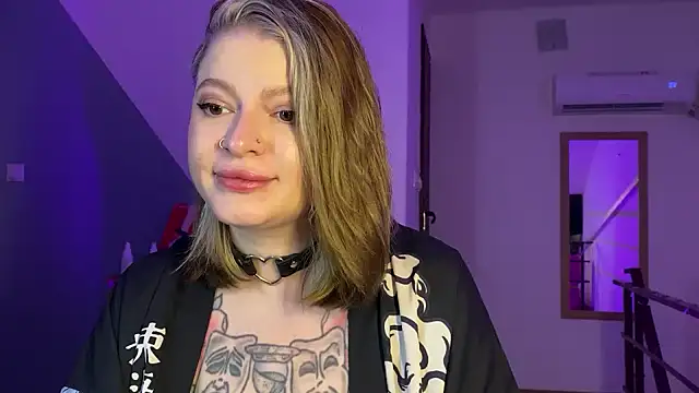 Mia Kamp online show from 09/11/25, 05:57