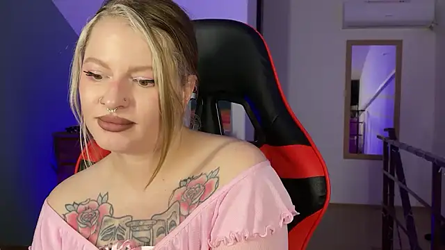 Mia Kamp online show from 09/26/25, 06:01