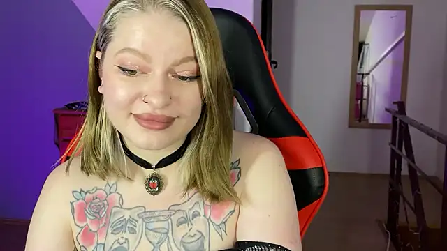 Mia Kamp online show from 10/02/25, 06:04