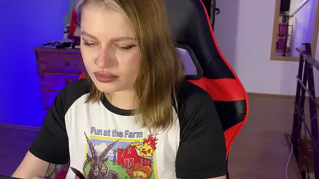 Mia Kamp online show from 10/09/25, 06:06