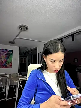 Snapshot of Praga_Pinkk chatting on 09/10/25, 01:49 Praga Pinkk online show from 09/10/25, 01:49