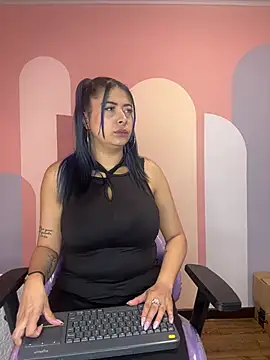 ValeryBoobs1 online show from 04/08/26, 01:11