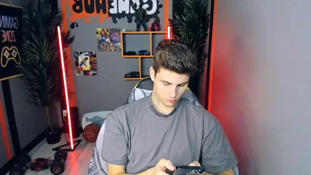 JackWolw online show from 10/01/25, 11:38