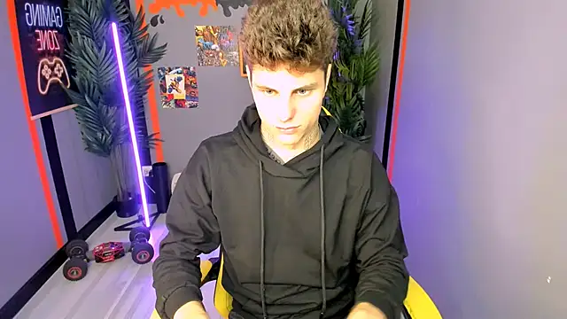 JackWolw online show from 10/04/25, 03:43