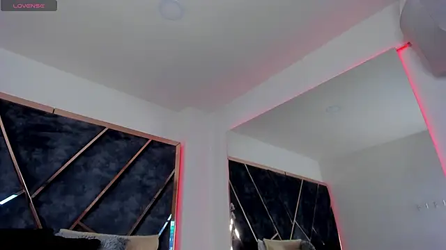 Snapshot of SusanaHenao chatting on 09/16/25, 05:03 SusanaHenao online show from 09/16/25, 05:03