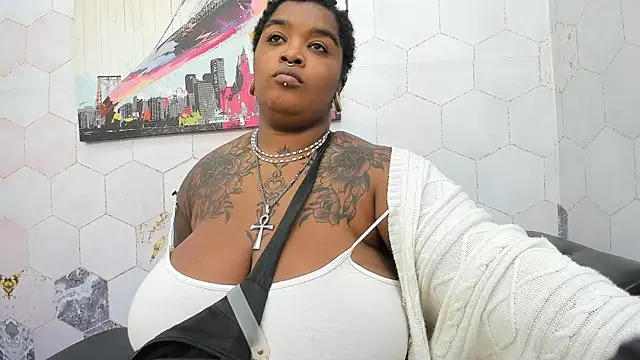 Anaa Fuentess online show from 07/27/26, 11:28