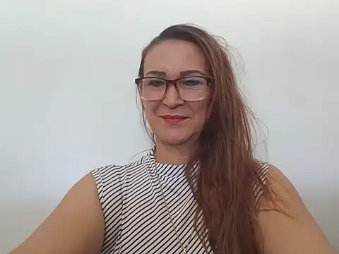 MiaVega online show from 09/25/25, 02:54