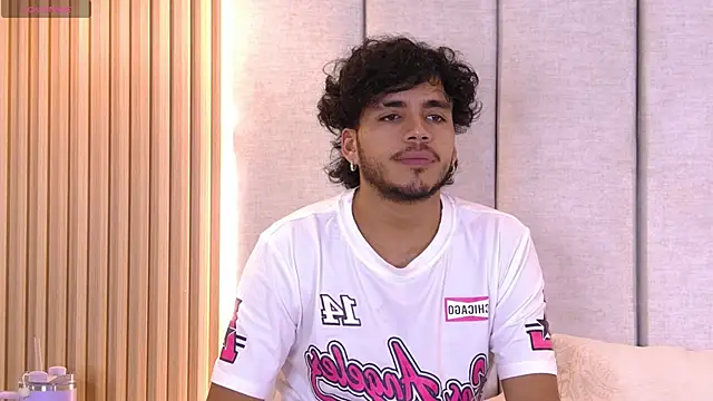 AlexanderJordan online show from 09/17/25, 10:22