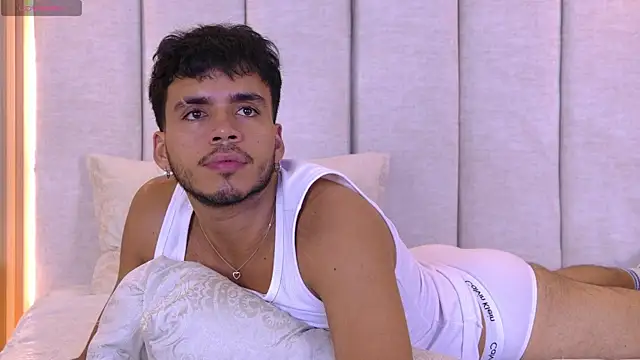 AlexanderJordan online show from 10/17/25, 10:23