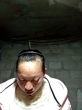 tcm-cute online show from 10/31/25, 05:25