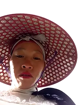 tcm-cute online show from 11/14/25, 01:04