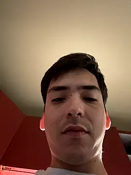 Snapshot of M1000DDddd chatting on 09/17/25, 03:03 M1000DDddd online show from 09/17/25, 03:03