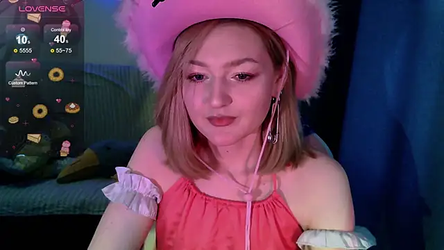 cute1stranger online show from 10/24/25, 05:48