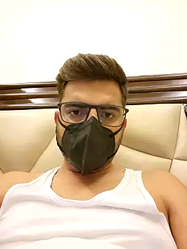 LoveGuruRA online show from 09/12/25, 04:29