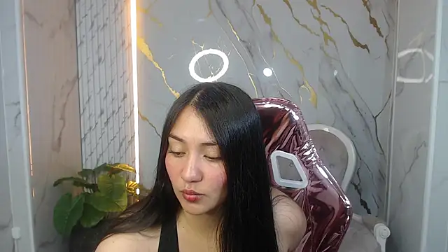 Ivony18 b online show from 10/15/25, 08:09