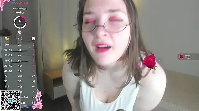 LakeshiaVodopich online show from 10/03/25, 08:55