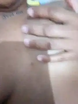 nessinha12 online show from 10/20/25, 02:34