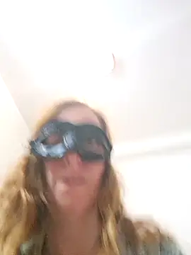 Margarita2500 online show from 10/19/25, 05:24