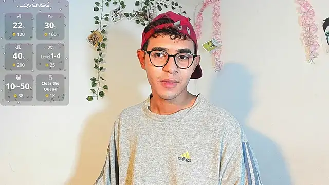 cute sammy 1 online show from 09/19/25, 11:55