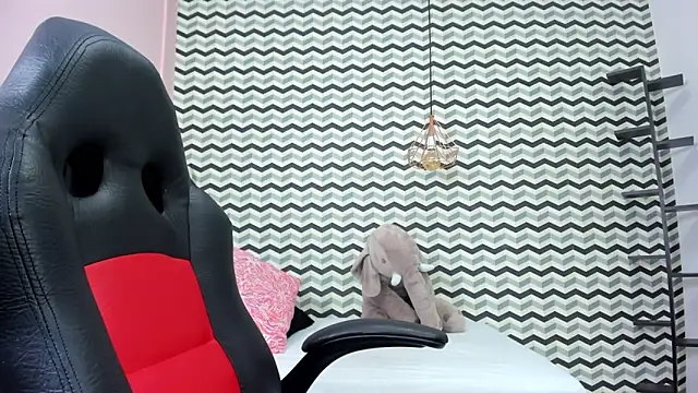 Snapshot of MOLLYSPENCER1 chatting on 10/30/25, 07:25 MOLLYSPENCER1 online show from 10/30/25, 07:25