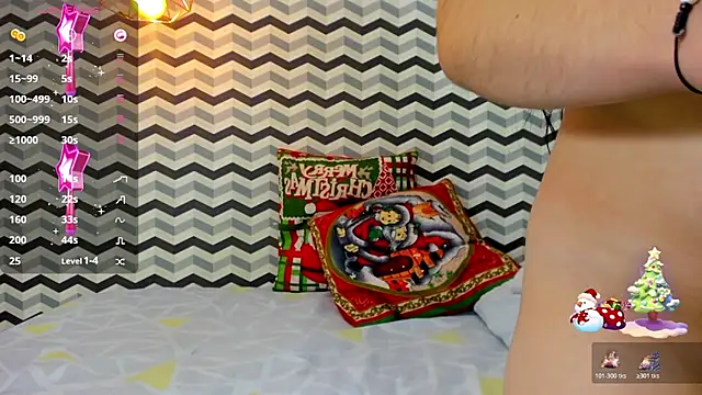 Snapshot of MOLLYSPENCER1 chatting on 12/13/25, 07:53 MOLLYSPENCER1 online show from 12/13/25, 07:53