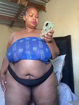Curvycandy95 online show from 07/28/26, 08:10
