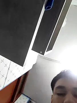 Snapshot of Exotic19cm chatting on 11/16/25, 10:15 Exotic19cm online show from 11/16/25, 10:15